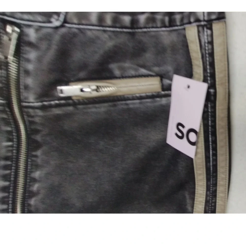 SO Faux Leather Mini Skirt Gray Wash Moto Zipper‎ Accents Clubwear Party Jrs Sz1